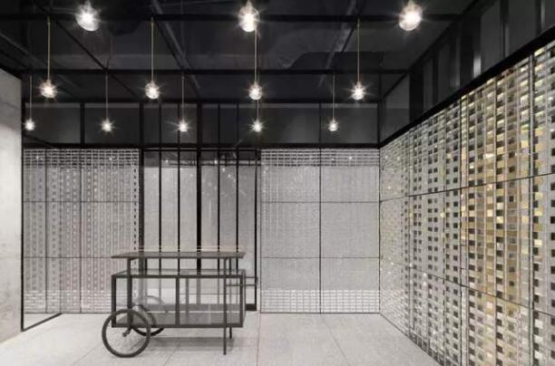展會搭建布置中一般使用什么玻璃？其特性又有那些？