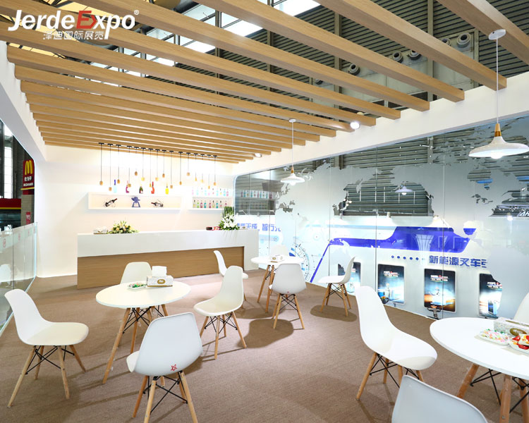 展會搭建公司要如何協(xié)助參展商搭配展臺 才能收獲參展者的芳心？