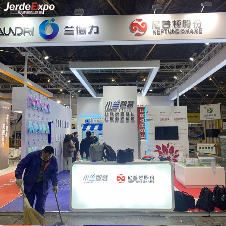 北京展會設(shè)計與搭建時展臺燈光該如何把控？