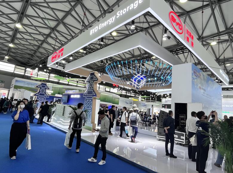 參展商該如何選擇展臺大??？展覽展臺搭建服務(wù)商幫您排憂解難